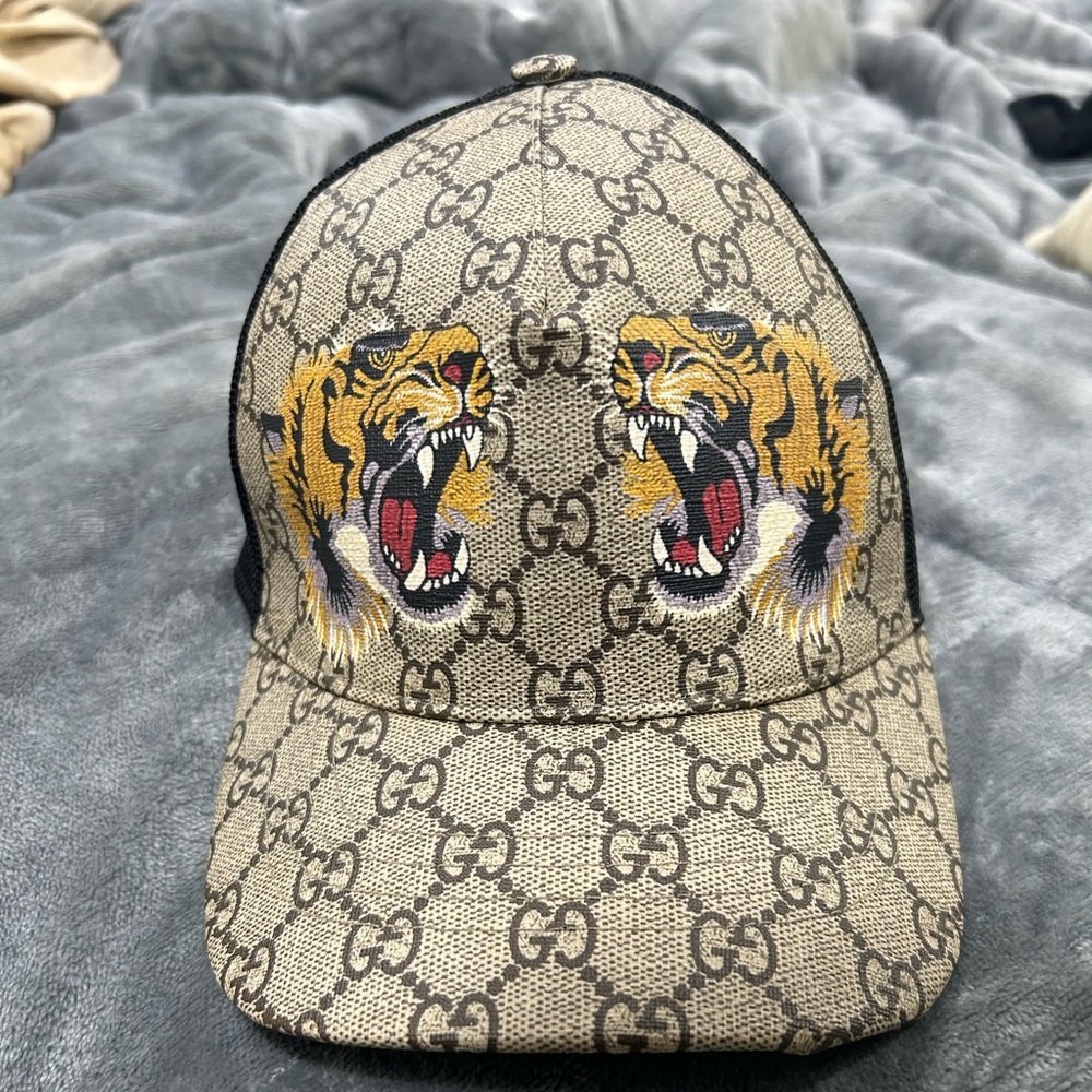 Gucci Tigers Print GG Supreme Baseball Hat.